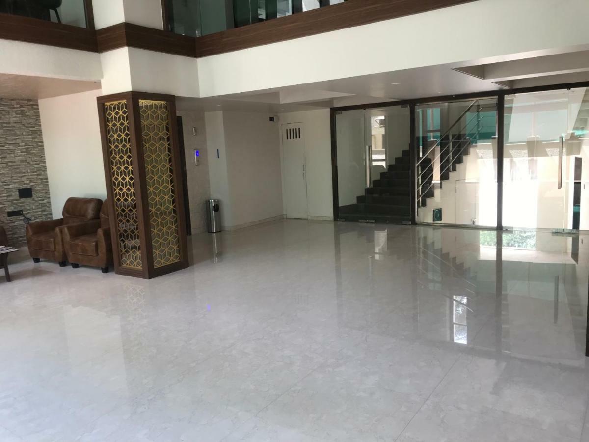 Kyriad Hotel Solapur By Othpl Exteriér fotografie