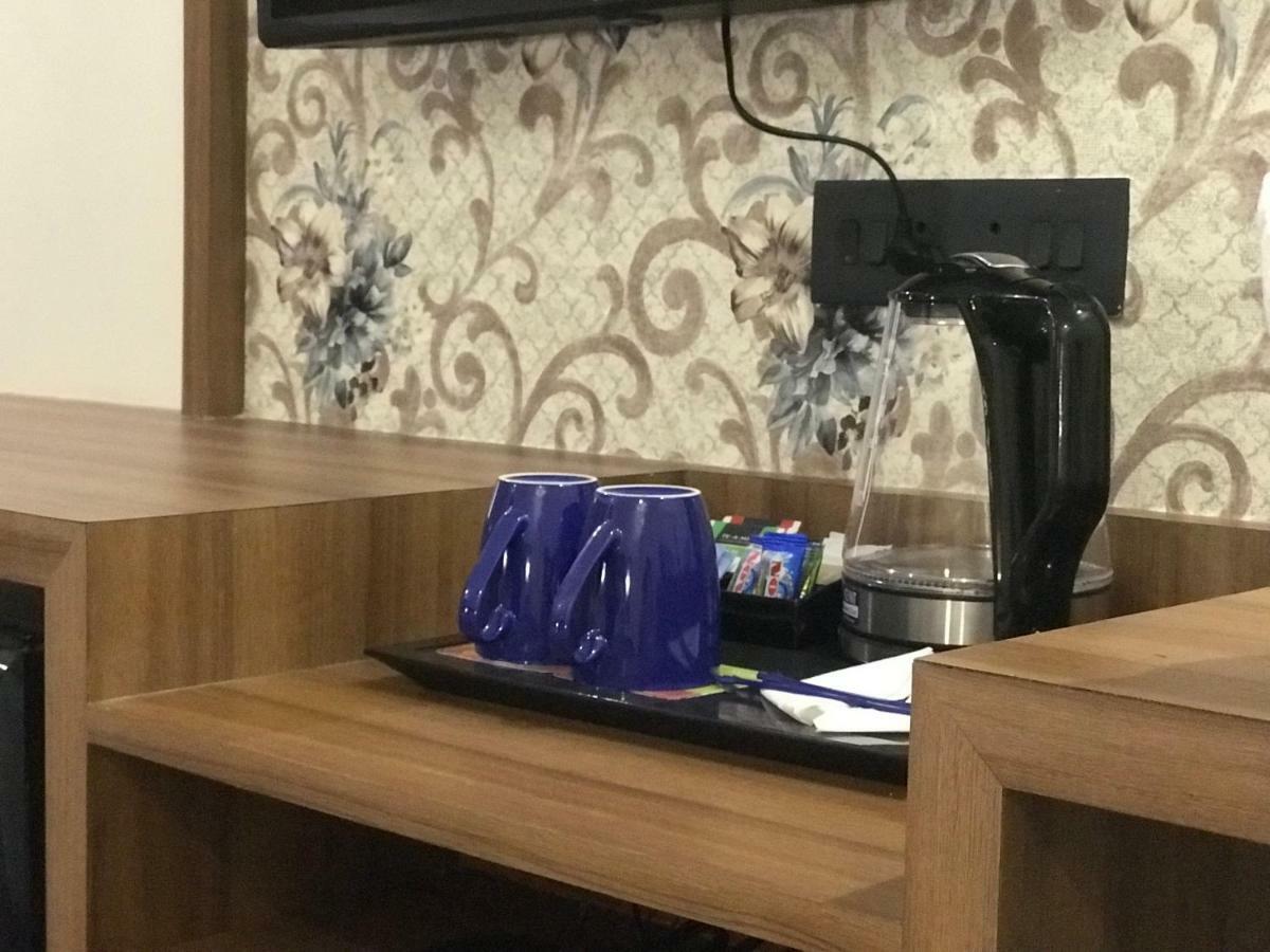 Kyriad Hotel Solapur By Othpl Exteriér fotografie